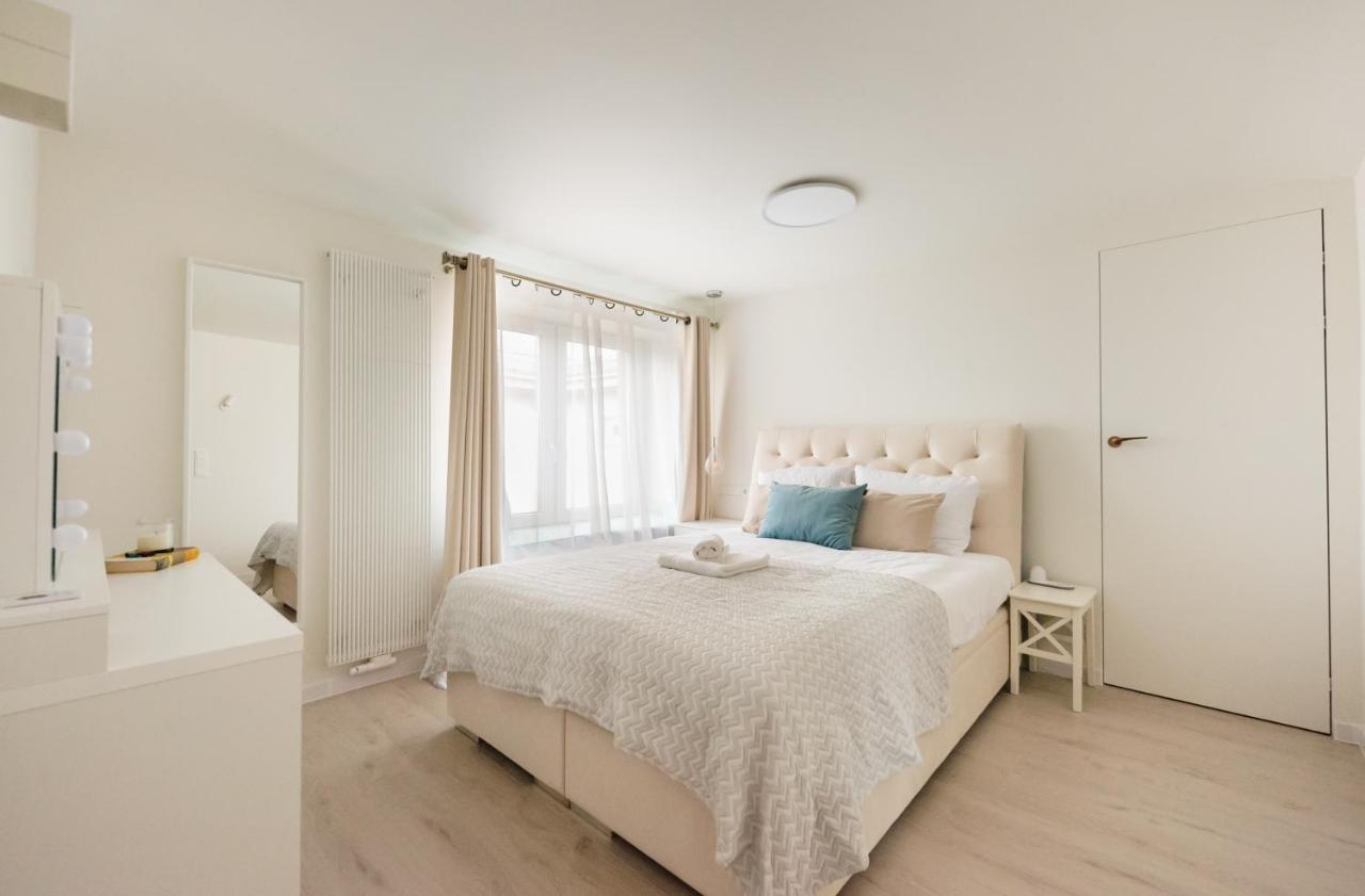 Krolewska Luxury Butas Warsaw